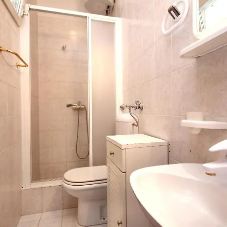 Seaside House With A Swimming Pool Cove Ljubljeva, Trogir - 9431 بيت للعطل