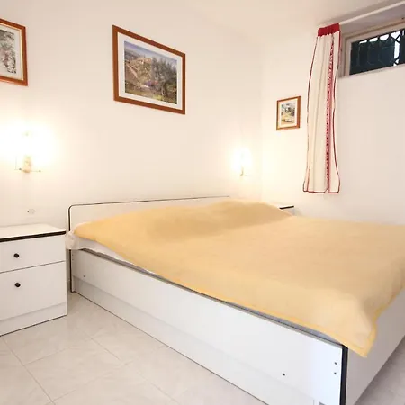 Seaside House With A Swimming Pool Cove Ljubljeva, Trogir - 9431 * مارينا