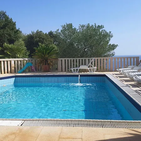 Seaside House With A Swimming Pool Cove Ljubljeva, Trogir - 9431 * مارينا