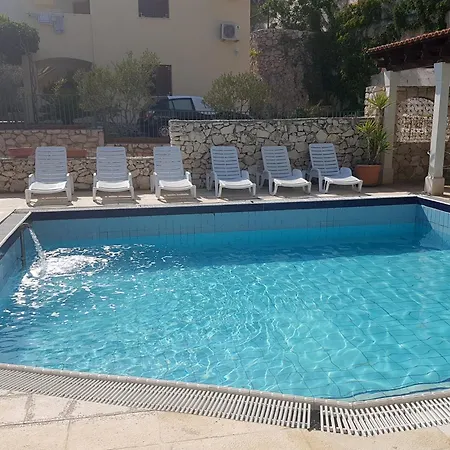 Seaside House With A Swimming Pool Cove Ljubljeva, Trogir - 9431 بيت للعطل مارينا