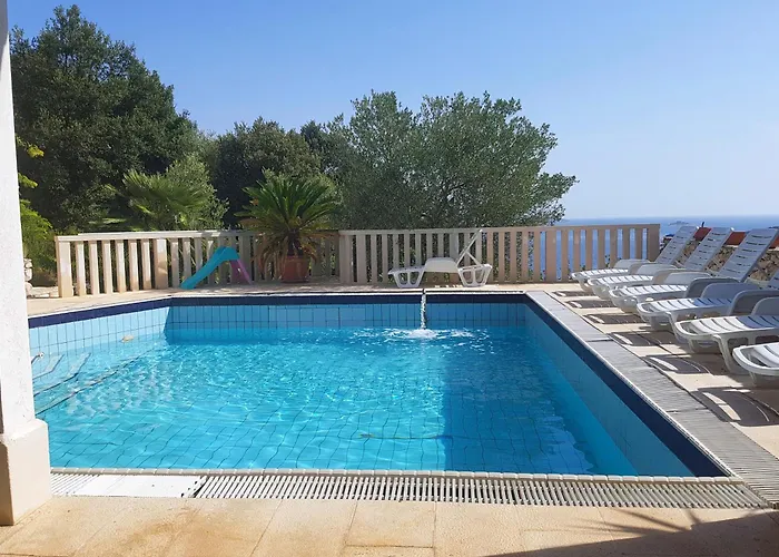 Seaside House With A Swimming Pool Cove Ljubljeva, Trogir - 9431 * Marina