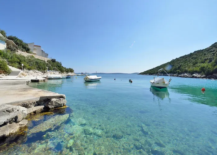 Seaside House With A Swimming Pool Cove Ljubljeva, Trogir - 9431 Dom wakacyjny Marina